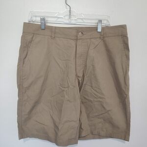 Columbia Men's Tan Flat-Front Shorts
